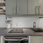 Initial Jade Quebec